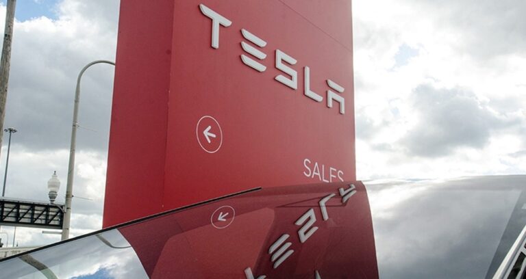 kaza sonrasi tesla 243 milyon lira tazminat odeyecek lffMjg81