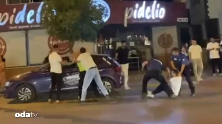 kendilerini uyaran polise saldirdilar GgY3Tr9f