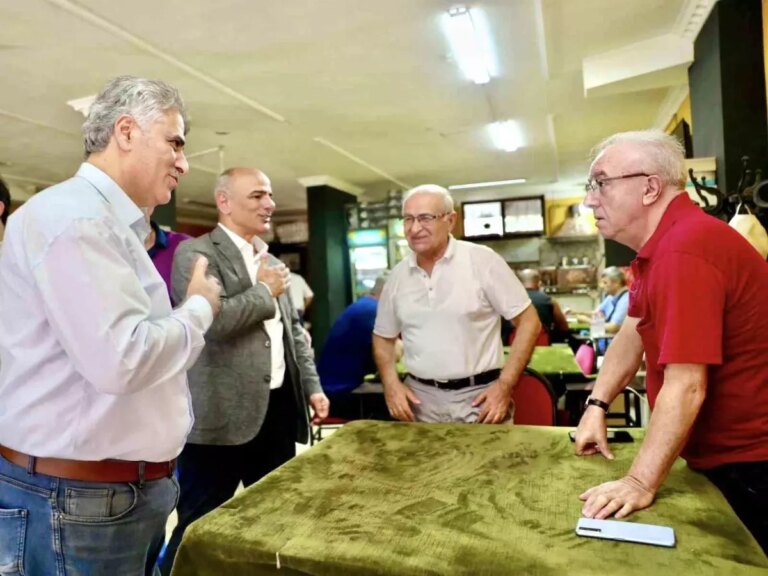 korfez belediye baskani sogut mimar sinan mahallesinde altyapi calismalarini inceledi ibXA5T1E