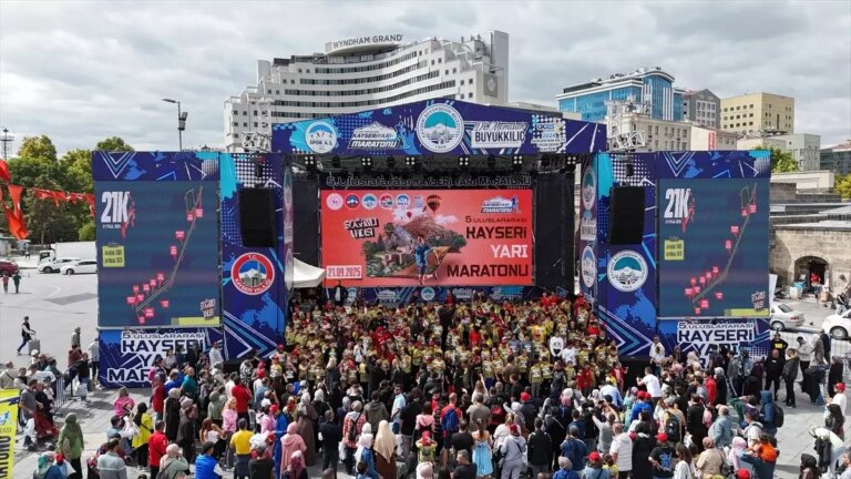 kayseride cocuklar icin maraton heyecani gtSgZV53