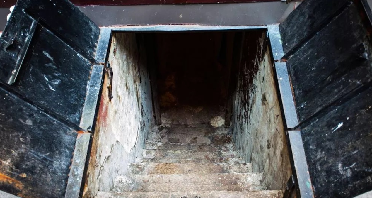 merak edip bodrum kati kazdi altindan oyle bir sey cikti ki evden buyuk cbwrWA8m