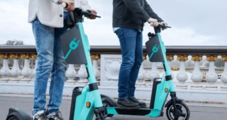 elektrikli scooter kurallari nedir kimler kullanabilir 2025 elektrikli scooter icin ehliyet hiz guvenlik kurallari RcL4Zmm2.jpg