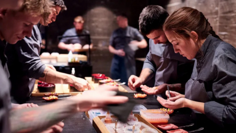 michelin yildizli restoran karinca yogurdu ile gundeme oturdu rPmdmrSj