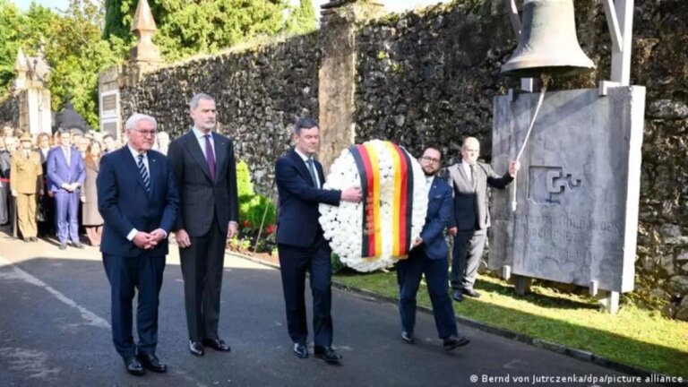 almanya-cumhurbaskani-guernicayi-ziyaret-etti-uJVMKJNX.jpg