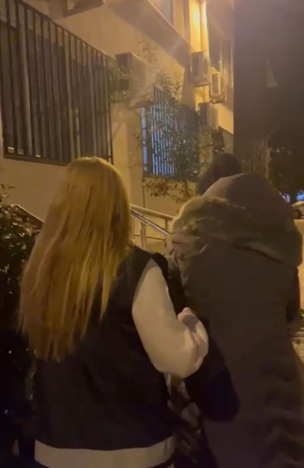 musterilerini beyaz esya kredisi vaadiyle dolandiran isletmeci gozaltinda yUUzz3dh.jpg