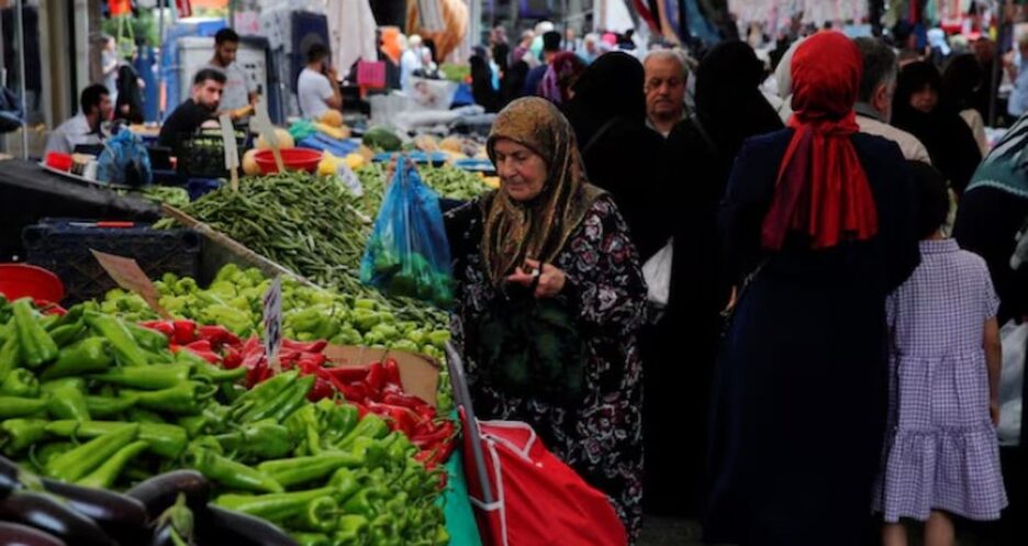Türk-İş: Eylül Ayında Açlık Sınırı 19.830 Liraya Ulaştı